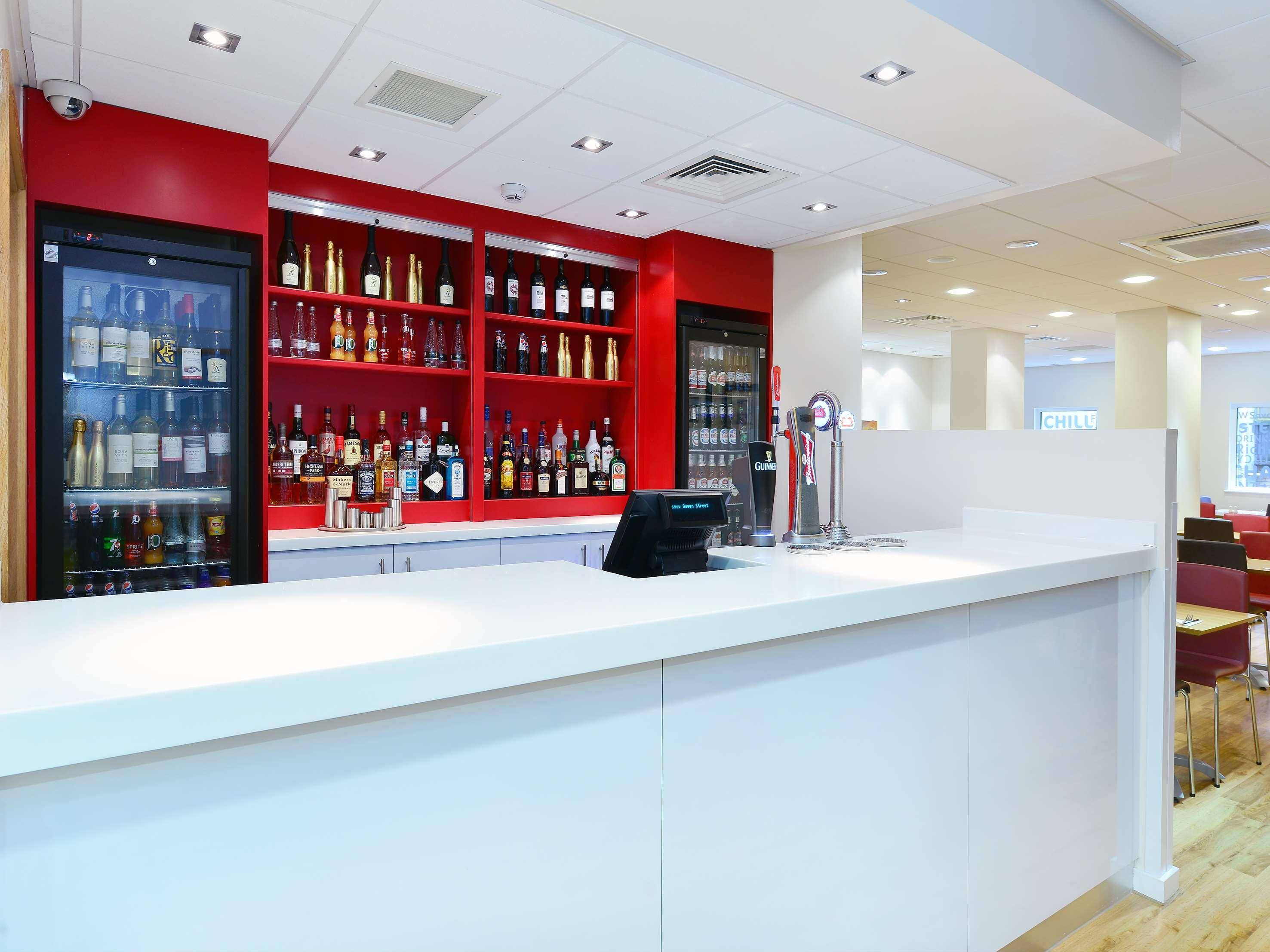 Travelodge Glasgow Queen Street 2