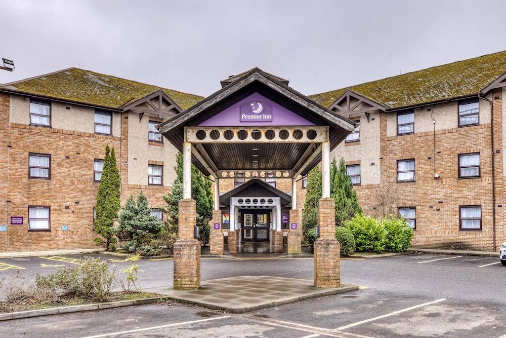 Premier Inn Glasgow Airport 1