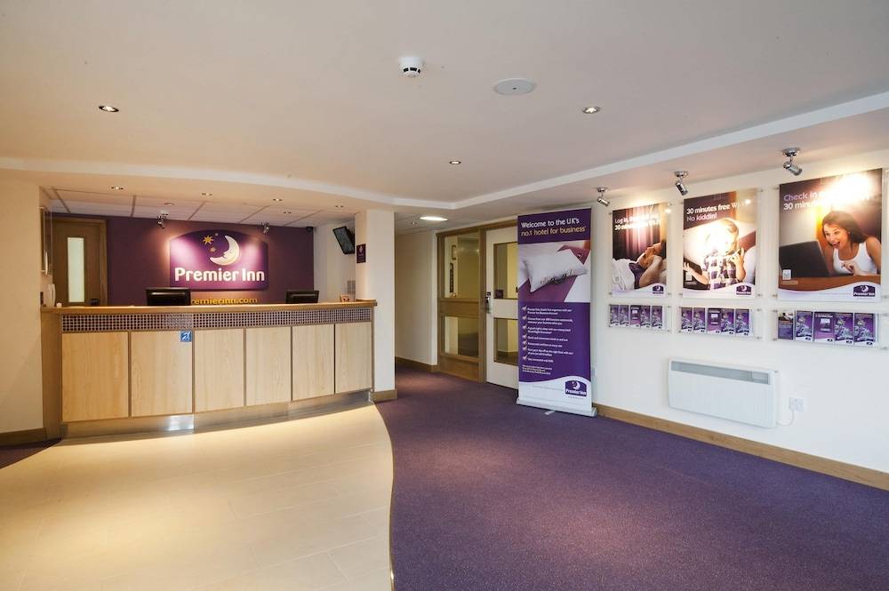 Premier Inn Glasgow Newton Mearns - M77 J4 2
