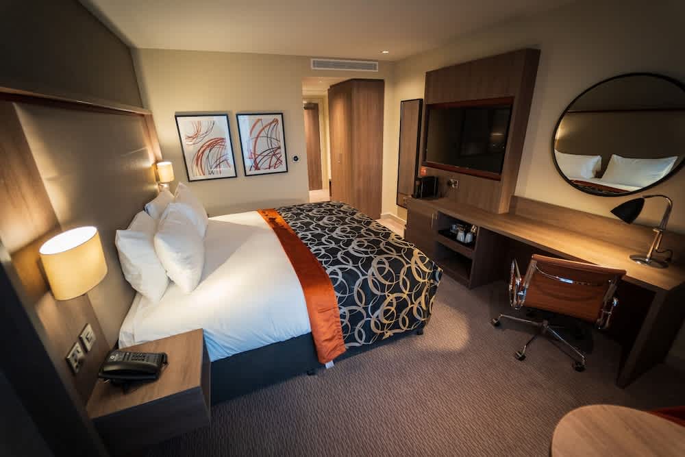 Clayton Hotel Glasgow City 1