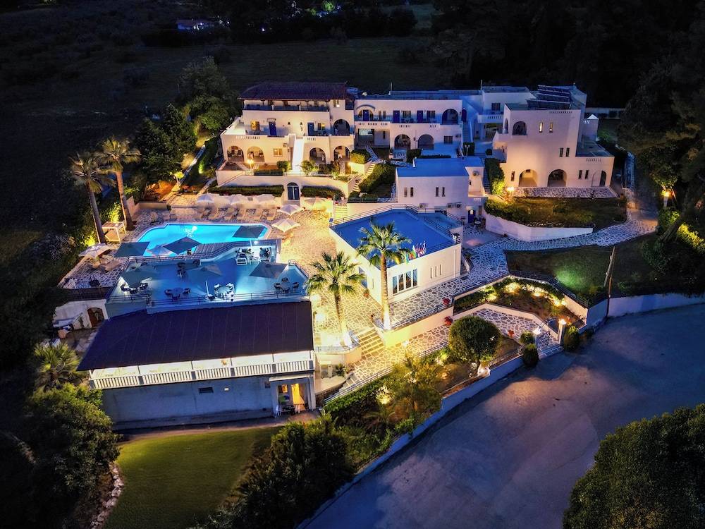 Theo Bungalows Boutique Hotel 1