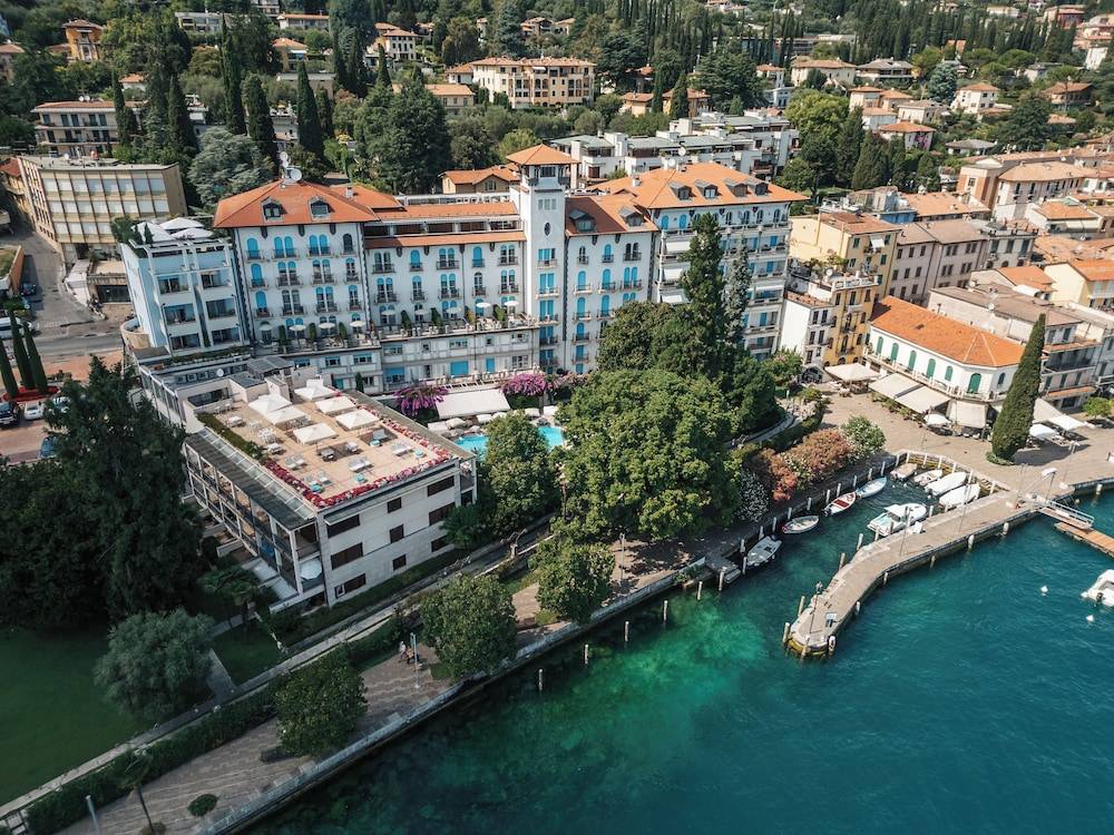 Hotel Savoy Palace 1
