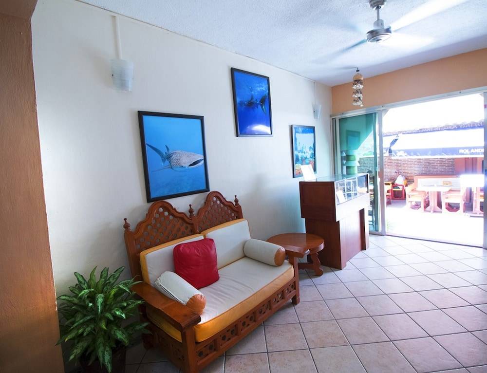 Hotel & Restaurant Bucaneros, Isla Mujeres 2