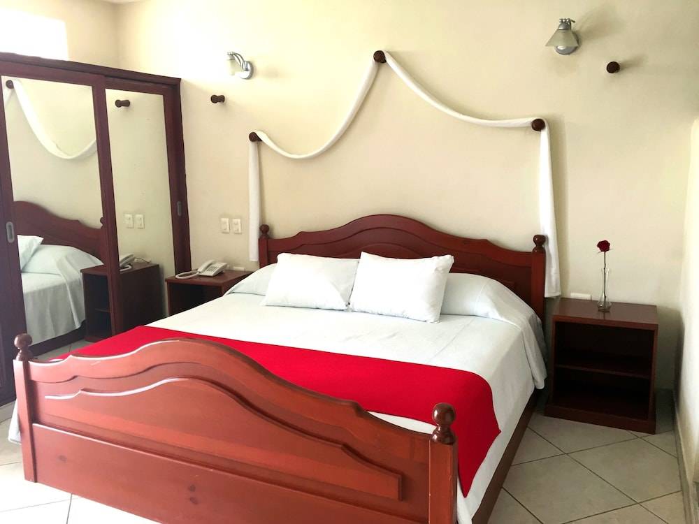 Villas Coco Resort - All Suites 2