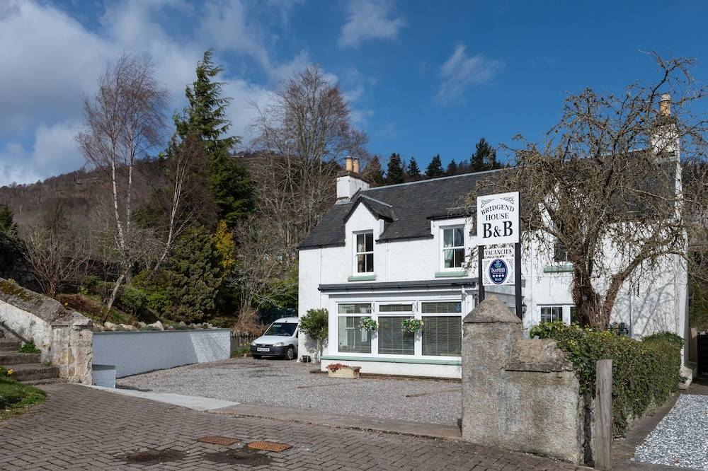 Bridgend House B&B 1