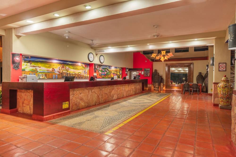 Grand Decameron Complex Bucerias, A Trademark All-Inclusive Resort 2