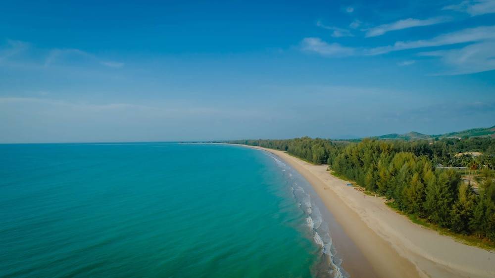 OUTRIGGER Khao Lak Beach Resort 1