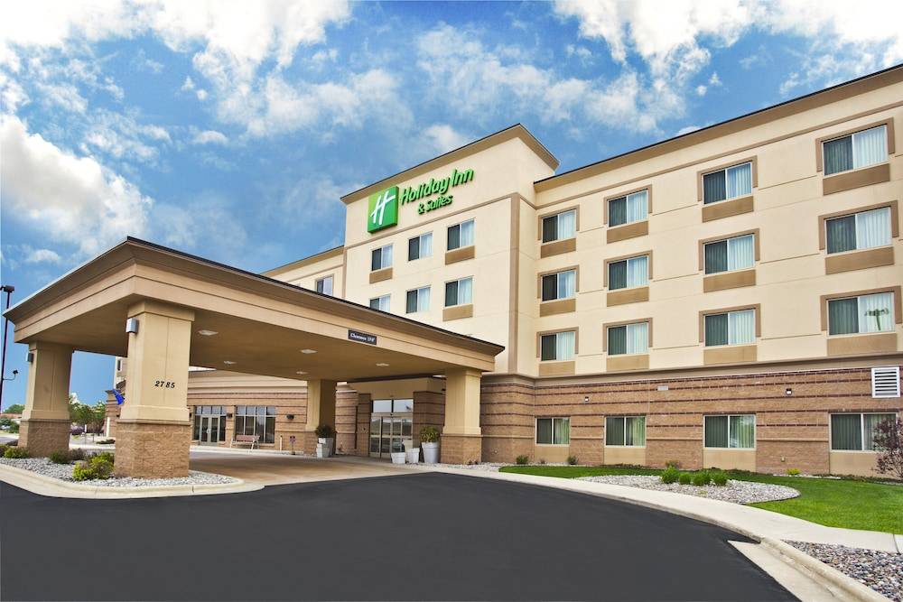 Holiday Inn & Suites GREEN BAY STADIUM by IHG 1