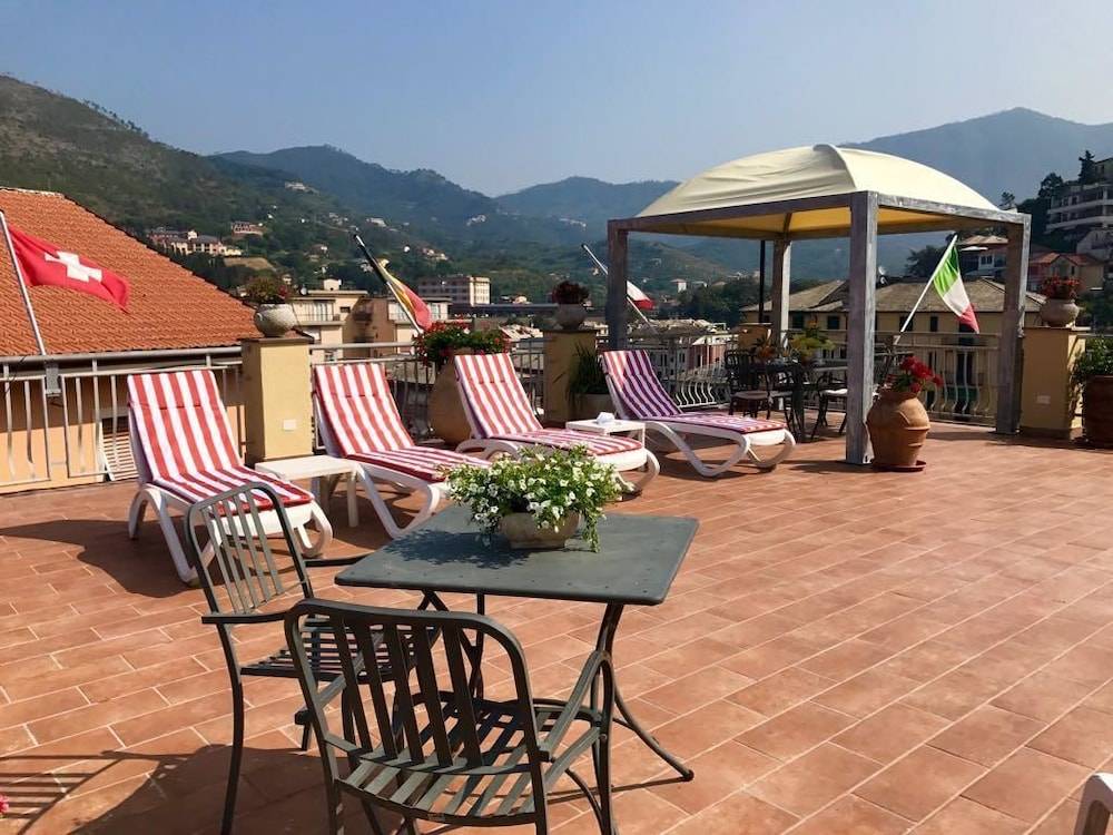 Hotel Dora 1
