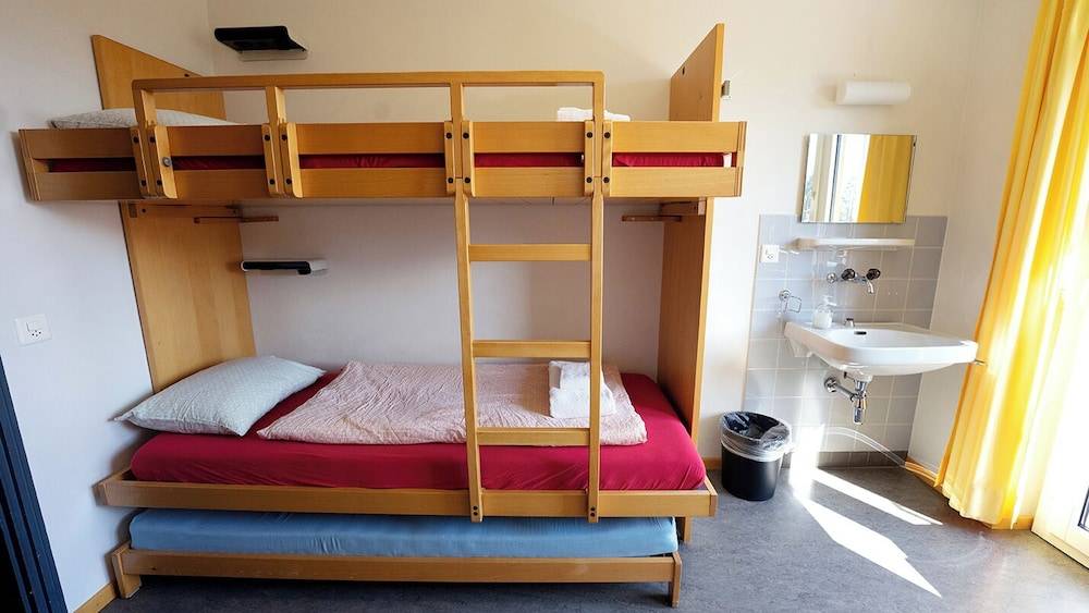 Locarno Youth Hostel 1