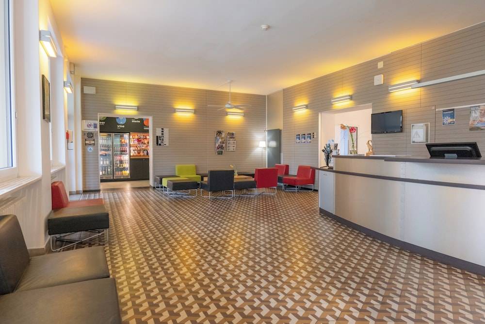 Locarno Youth Hostel 2