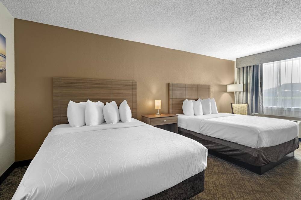 Best Western Center Inn 1
