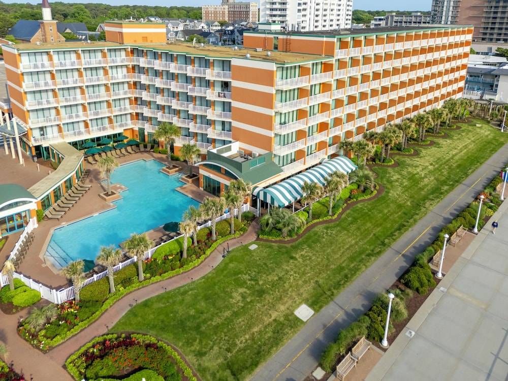 Holiday Inn & Suites VIRGINIA BEACH - NORTH BEACH by IHG 1