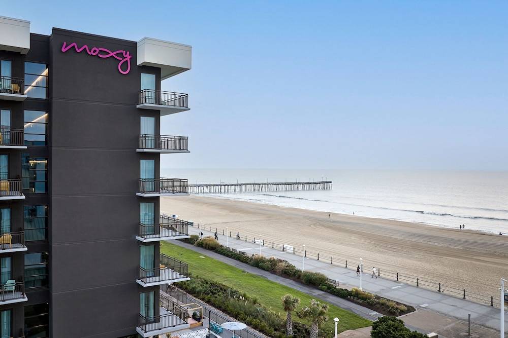 Moxy Virginia Beach Oceanfront 1