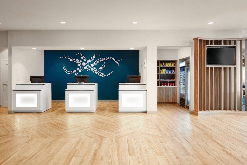 SpringHill Suites by Marriott Virginia Beach Oceanfront 2