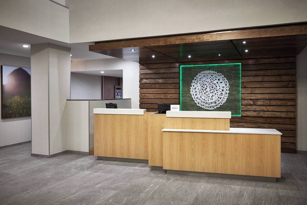 Fairfield Inn & Suites by Marriott Virginia Beach/Norfolk Airport 2