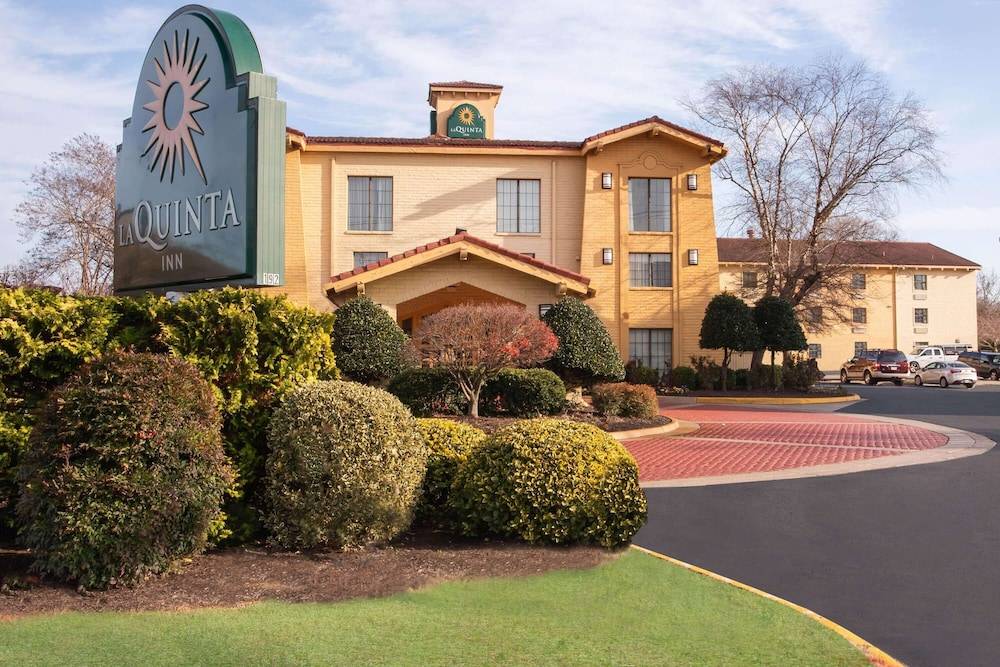 La Quinta Inn by Wyndham Norfolk Virginia Beach 1