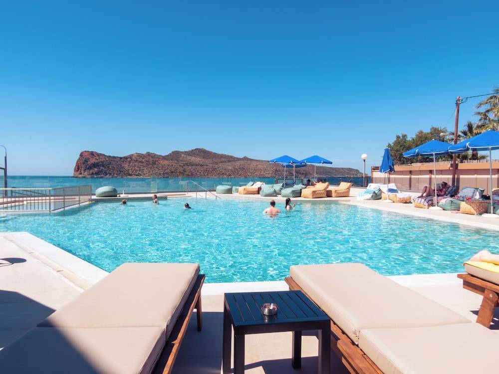Chrispy Beach Resort, Agia Marina 1