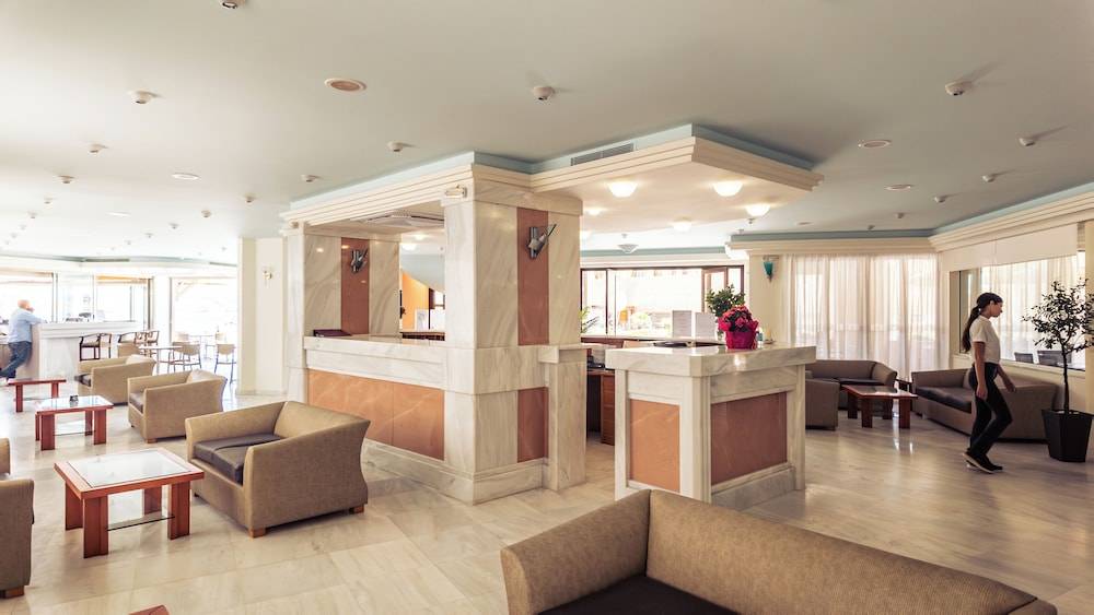 Chrispy Beach Resort, Agia Marina 2