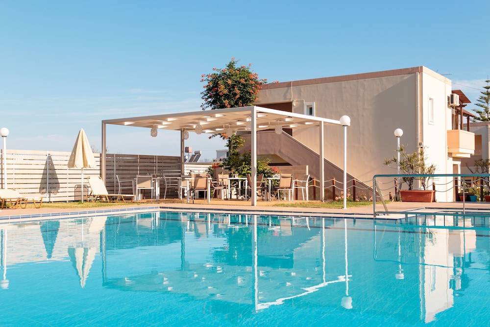 Dimitra & Evdokia Hotel 1