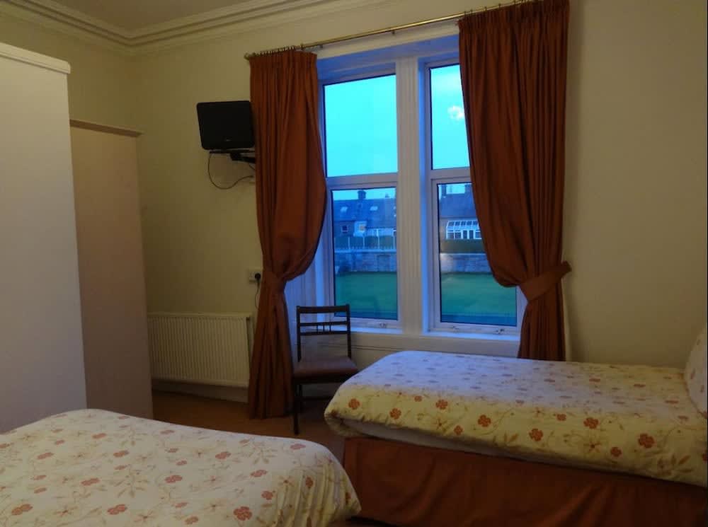 Aberdour Guest House 2