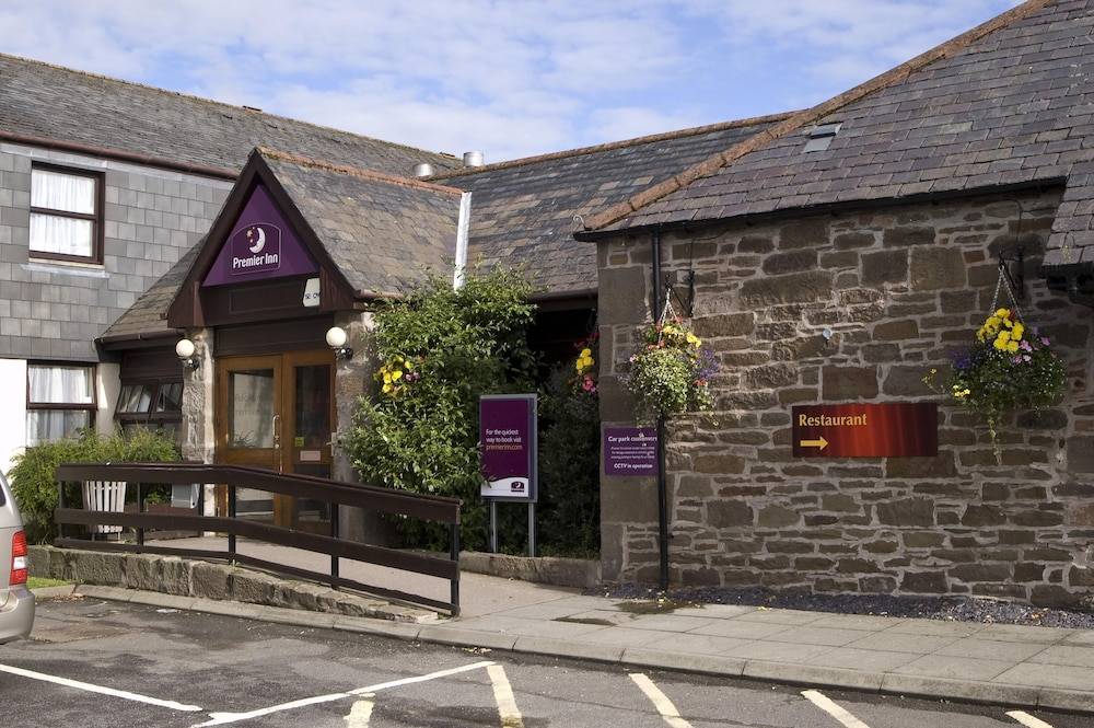 Premier Inn Dundee West 1