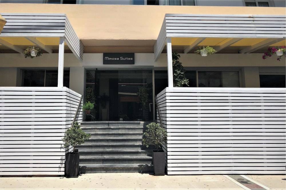 Mimosa Suites 1