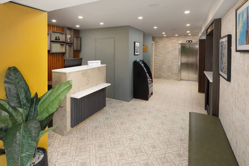 Four Points by Sheraton Edinburgh 2