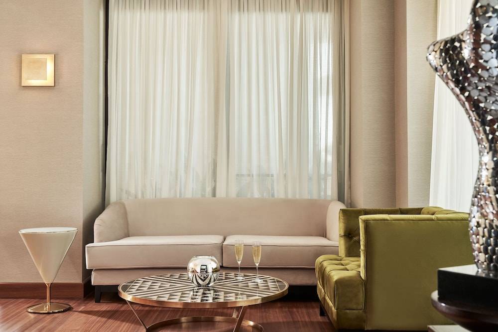 Bellevue On The Beach Suites 2