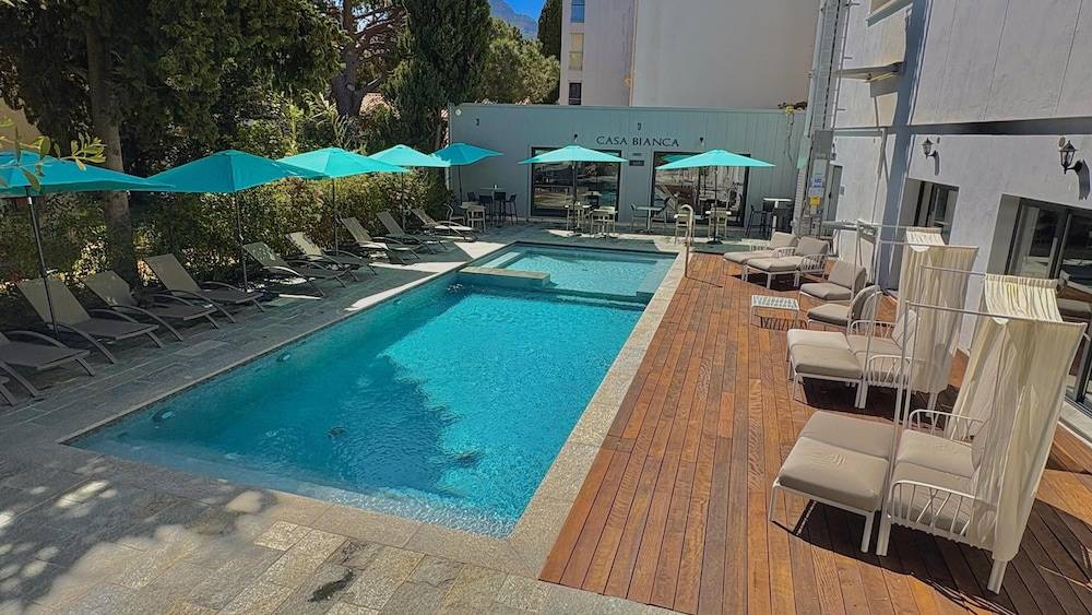 Best Western Hotel Casa Bianca, Piscine Intérieure et Extérieure 1