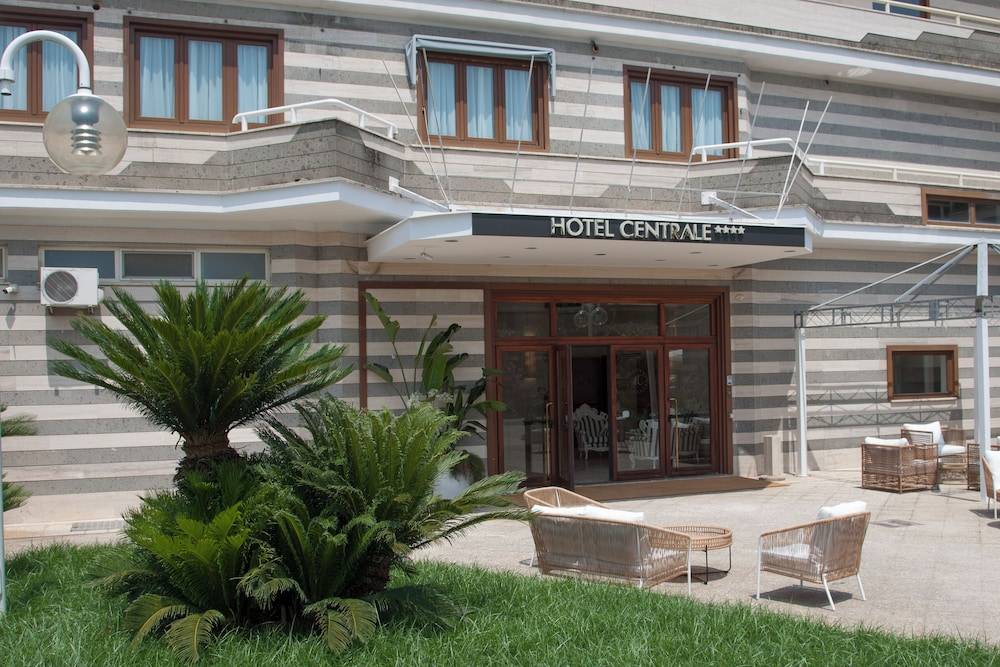 Hotel Centrale 1