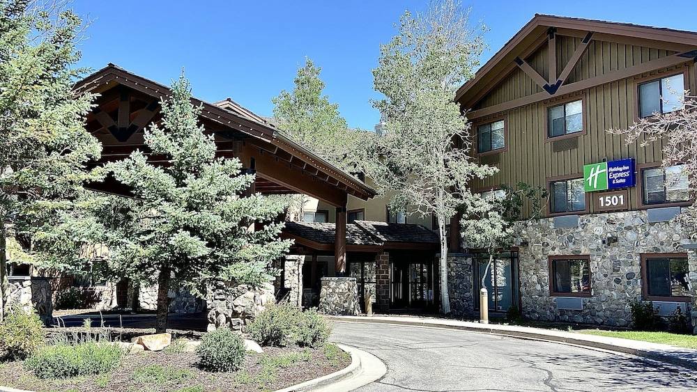 Holiday Inn Express & Suites PARK CITY by IHG 1