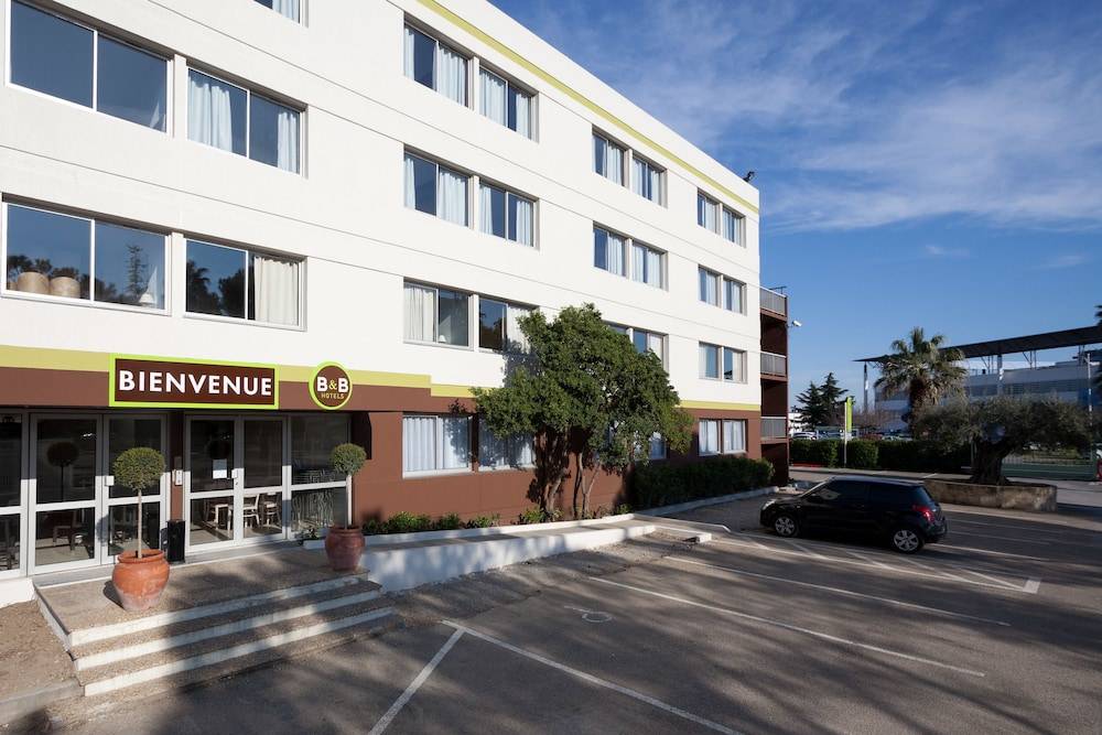 B&B HOTEL Nîmes Ville Active 3 étoiles 1