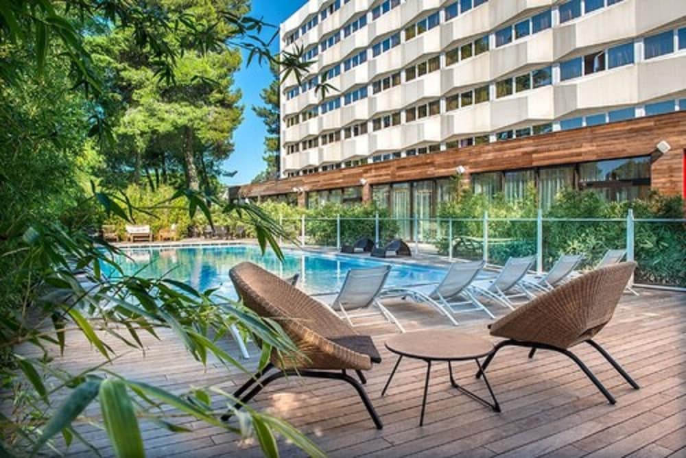HÔTEL C SUITES chambres spacieuses 1