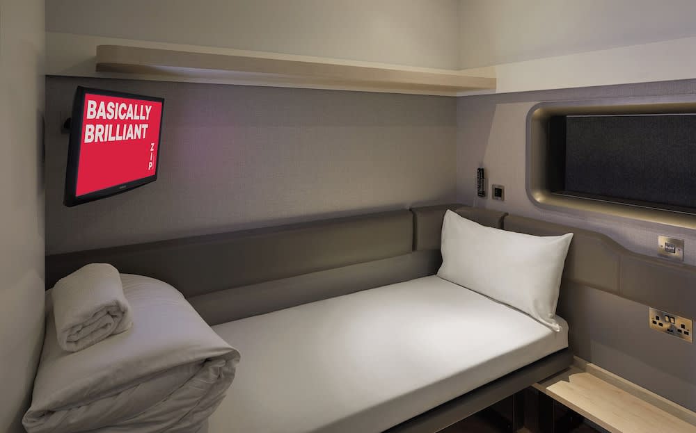 ZIP by Premier Inn Cardiff 1