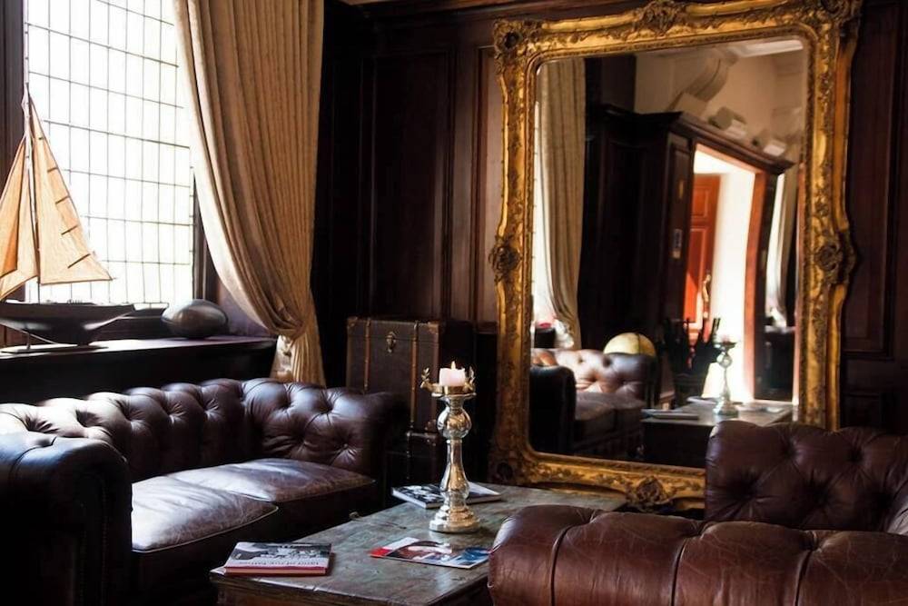 The Coal Exchange Hotel 2
