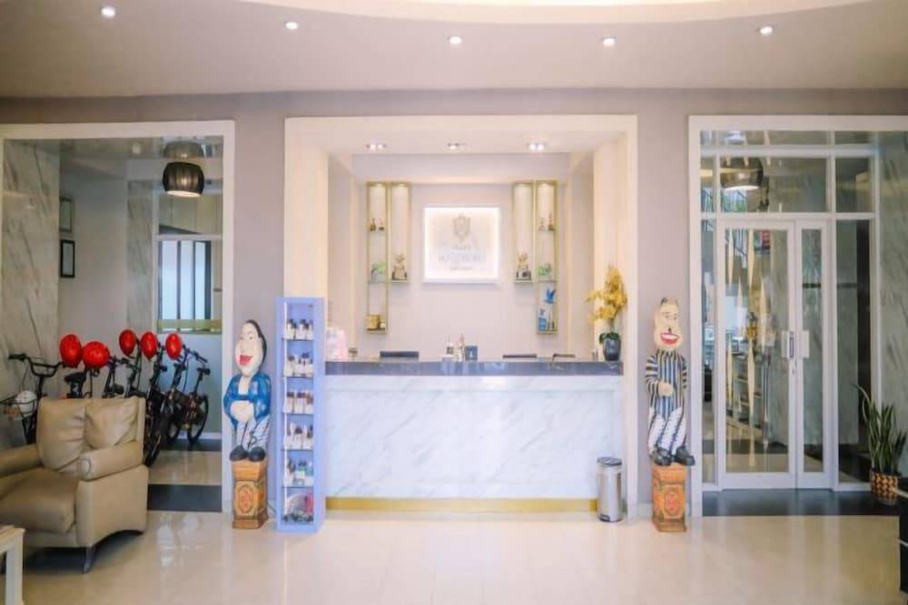 Grand Malioboro Yogyakarta Hotel 1