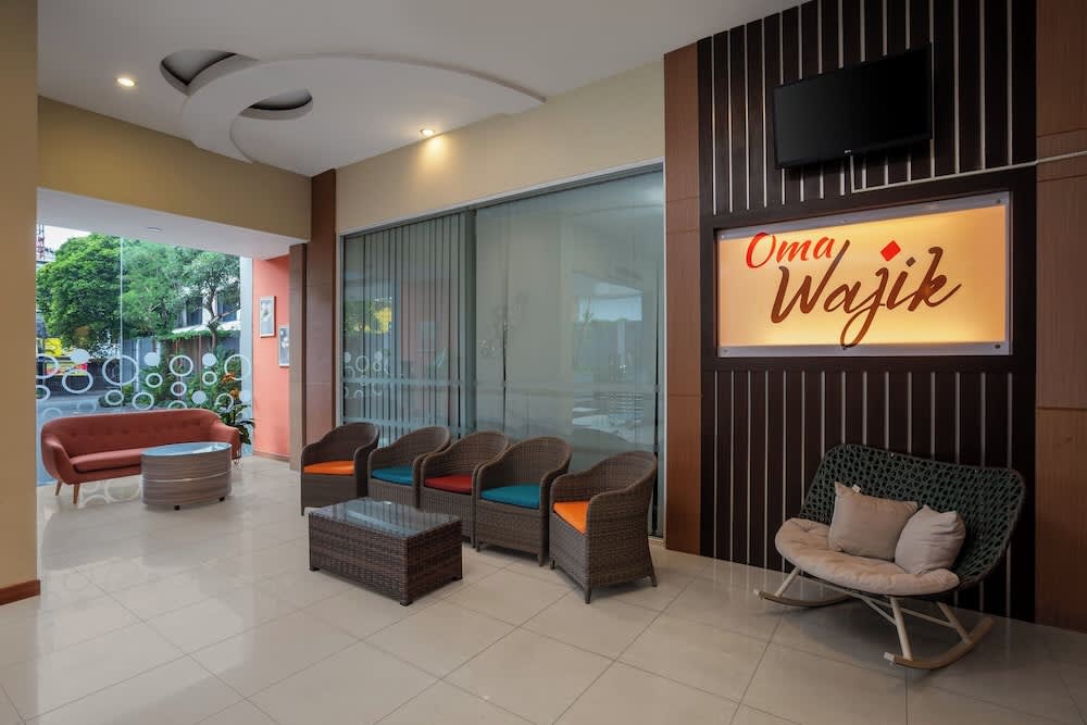 Avery Hotel Yogyakarta Kusumanegara 2
