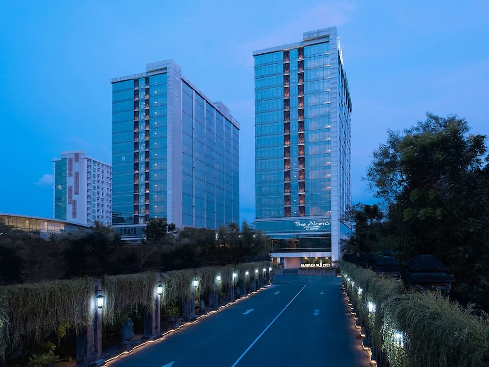 The Alana Yogyakarta Hotel and Convention Center 1