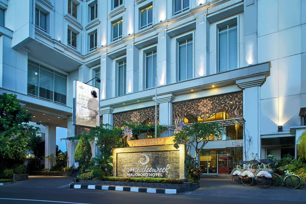 Jambuluwuk Malioboro Hotel Yogyakarta 1