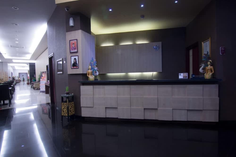 Tjokro Hotel Klaten 2