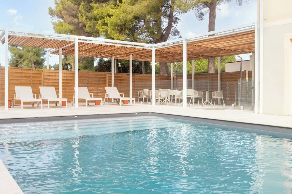 Logis Hôtel de Port d'Alon - St Cyr sur Mer 1