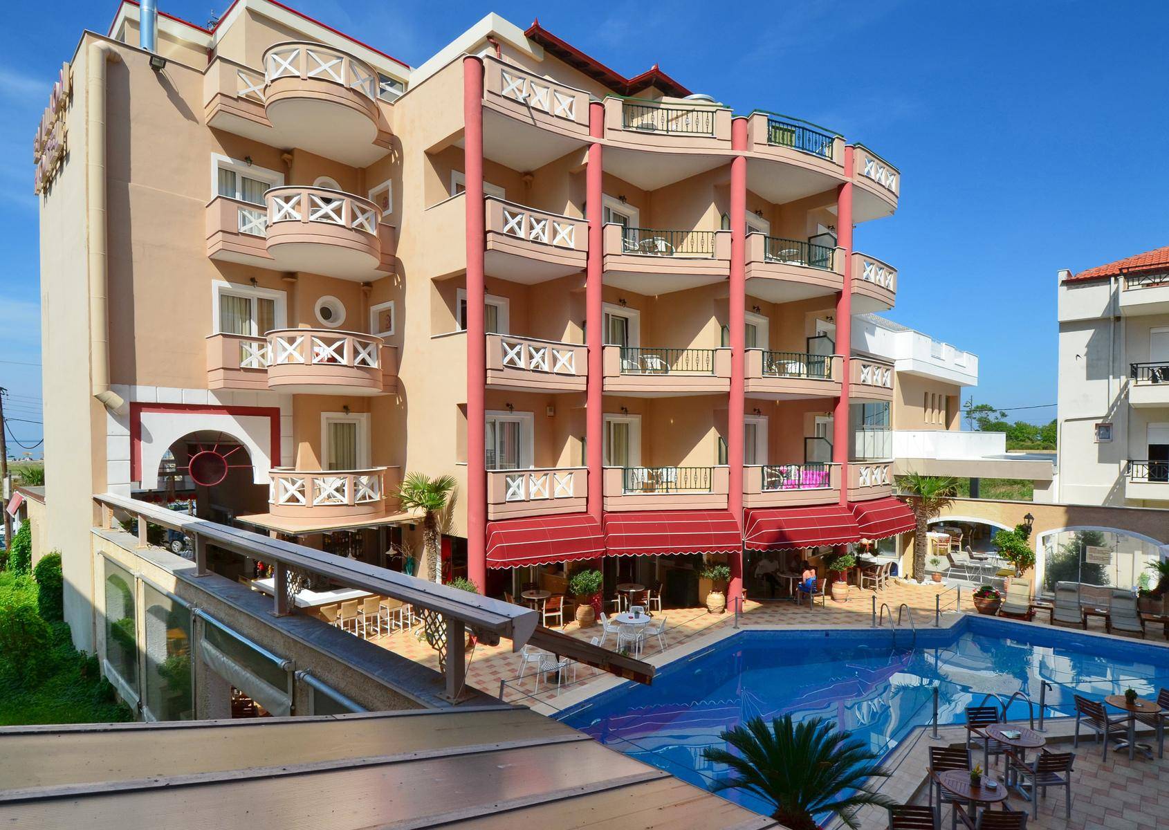 Hotel Evilion Sea And Sun 1