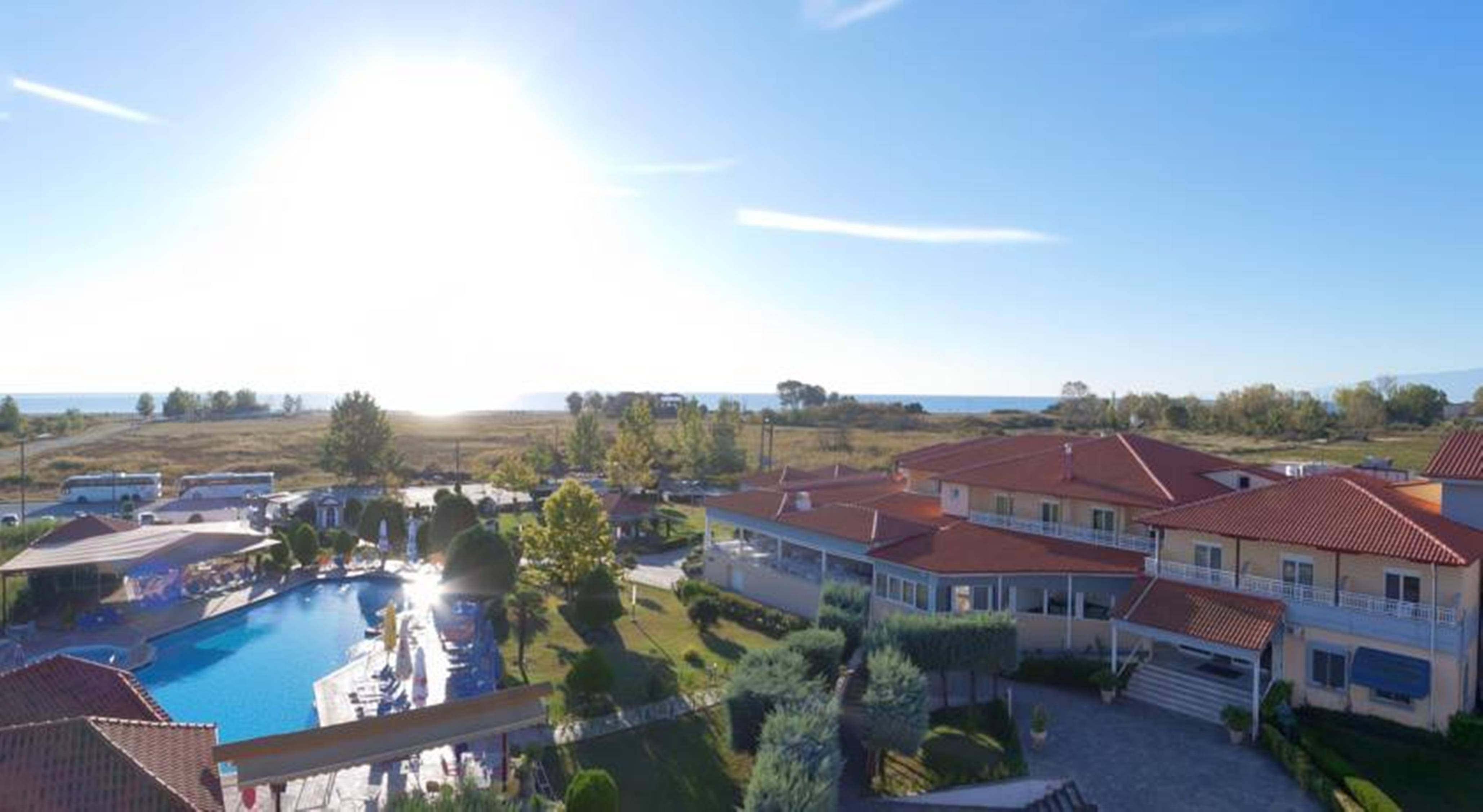 Grand Platon Hotel 1