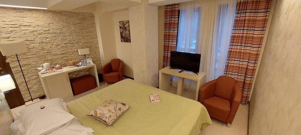 Ioana Boutique Hotel 2