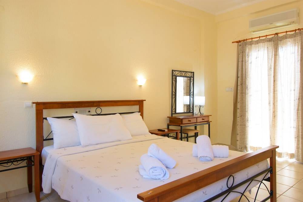 Ammoudara Beach Hotel Apartments 2