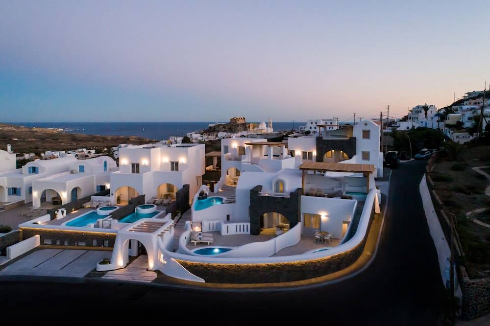 Acro Blue Luxury Villas 1