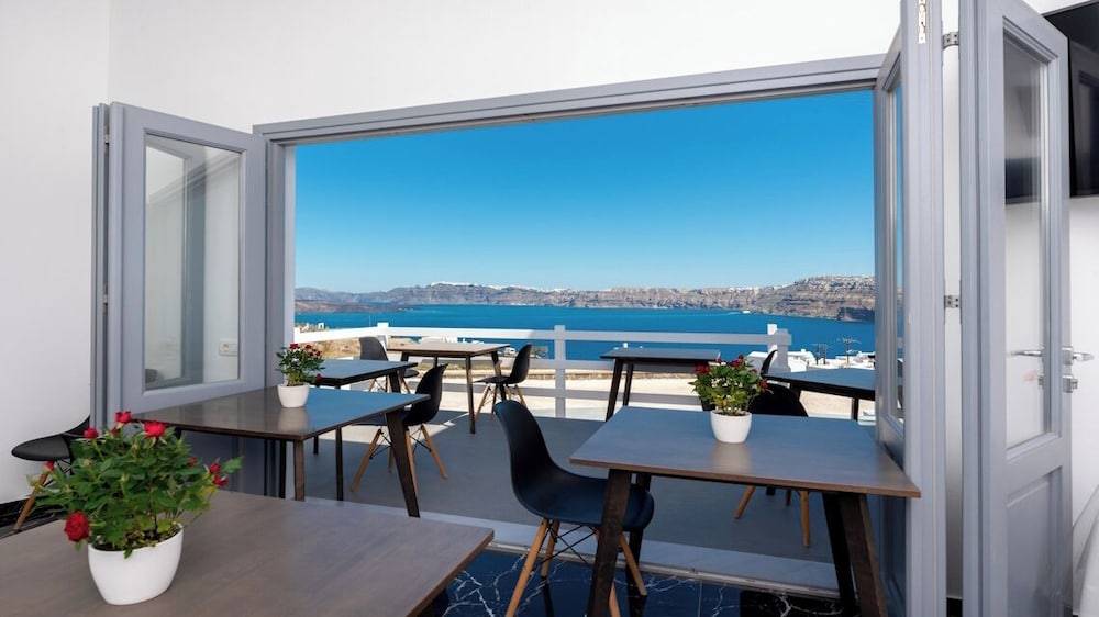 Pancratium Villas & Suites 1
