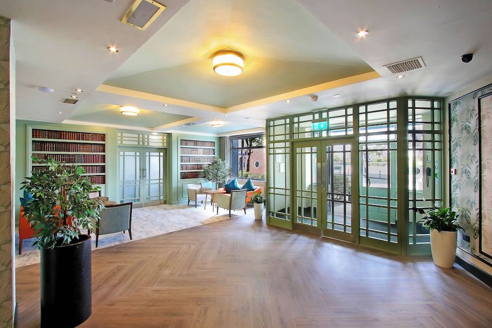 Waterford Marina Hotel 1