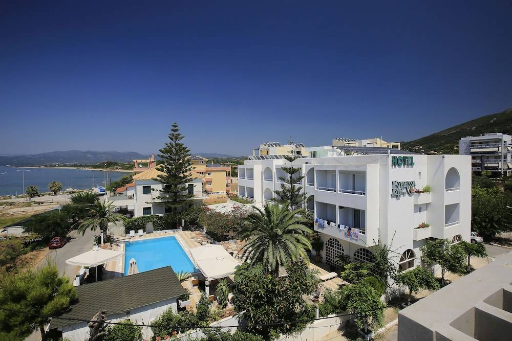Kyparissia Beach Hotel 1